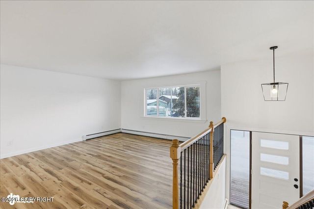 7339 E 17th Avenue, Anchorage, AK 99504