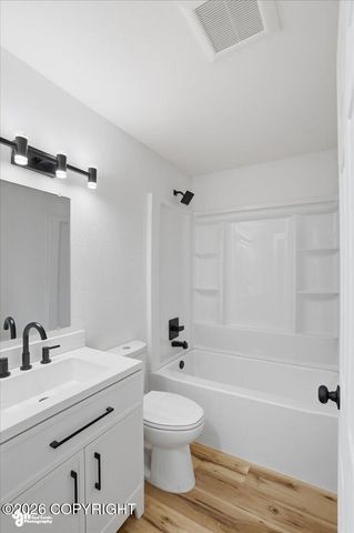 7339 E 17th Avenue, Anchorage, AK 99504