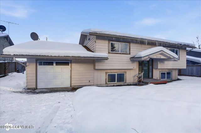 7339 E 17th Avenue, Anchorage, AK 99504