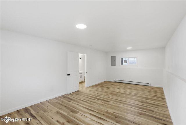 7339 E 17th Avenue, Anchorage, AK 99504