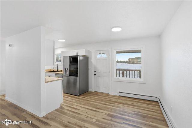 7339 E 17th Avenue, Anchorage, AK 99504