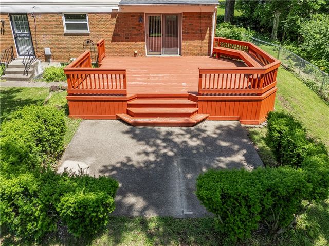3467 Zephyr Drive, Dayton, OH 45414