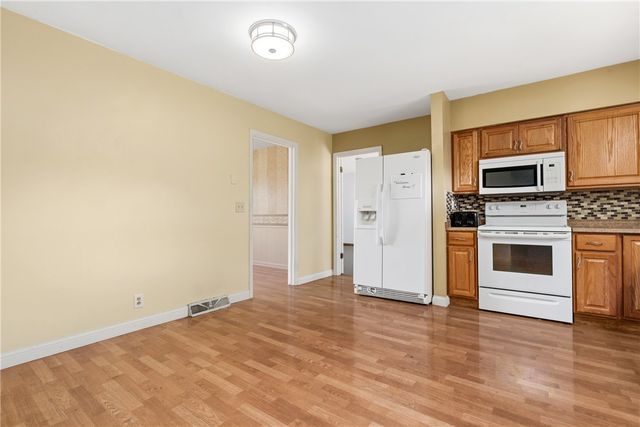 3467 Zephyr Drive, Dayton, OH 45414