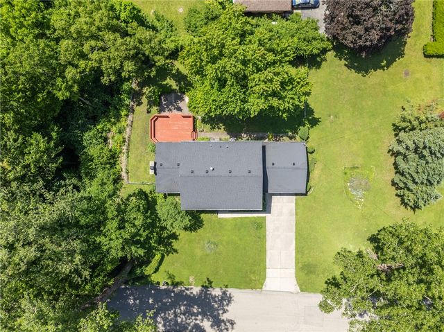 3467 Zephyr Drive, Dayton, OH 45414