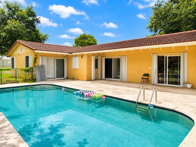 12601 Stirling Rd, Southwest Ranches, FL 33330