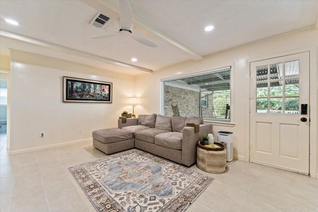 11314 Hillcroft Avenue, Houston, TX 77035