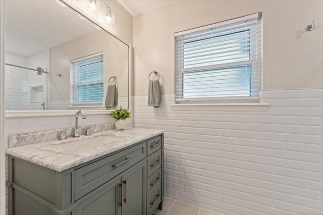 11314 Hillcroft Avenue, Houston, TX 77035
