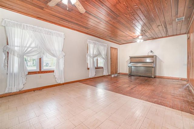 903 N FORREST AVENUE, Kissimmee, FL 34741