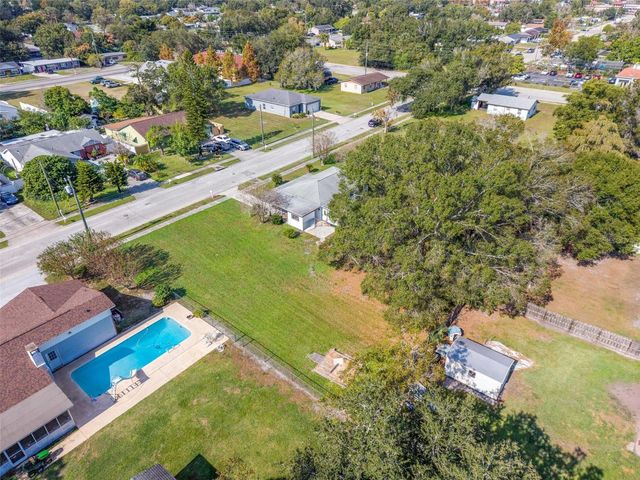 903 N FORREST AVENUE, Kissimmee, FL 34741