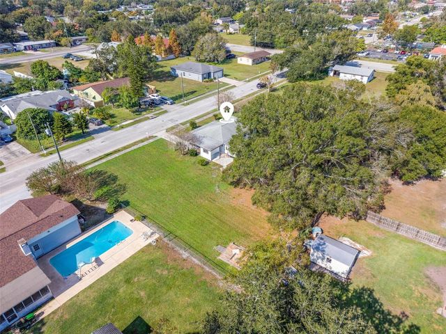 903 N FORREST AVENUE, Kissimmee, FL 34741