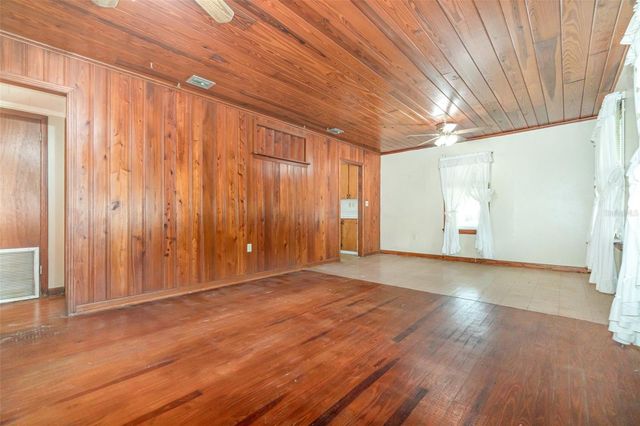 903 N FORREST AVENUE, Kissimmee, FL 34741