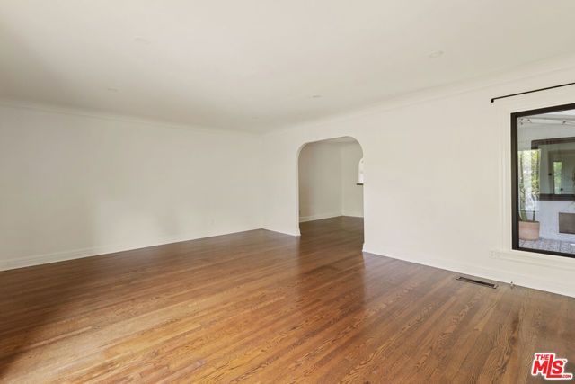 1928 N Berendo Street, Los Angeles, CA 90027