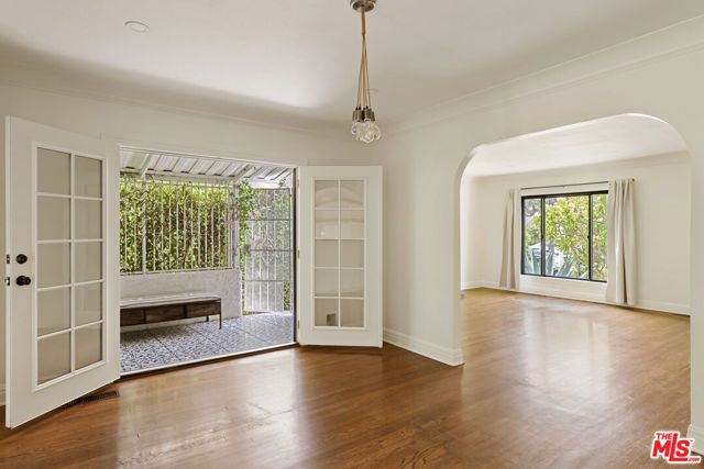 1928 N Berendo Street, Los Angeles, CA 90027