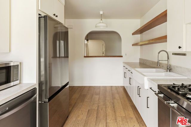 1928 N Berendo Street, Los Angeles, CA 90027