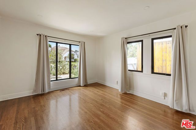 1928 N Berendo Street, Los Angeles, CA 90027