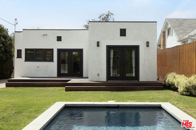 1928 N Berendo Street, Los Angeles, CA 90027