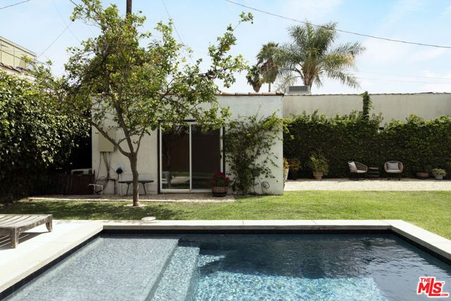 1928 N Berendo Street, Los Angeles, CA 90027