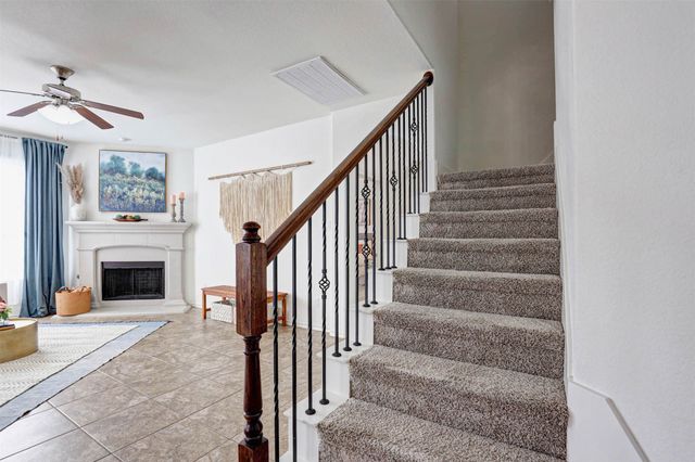 15616 Carlton Oaks Drive, Fort Worth, TX 76177