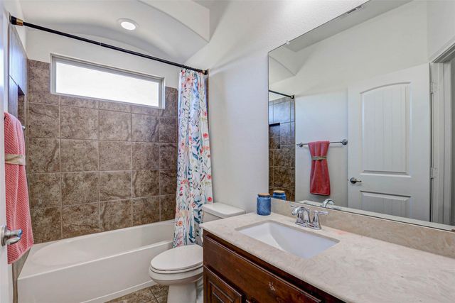 15616 Carlton Oaks Drive, Fort Worth, TX 76177