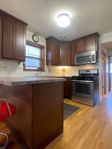 4840 W Gunnison Street, Chicago, IL 60630