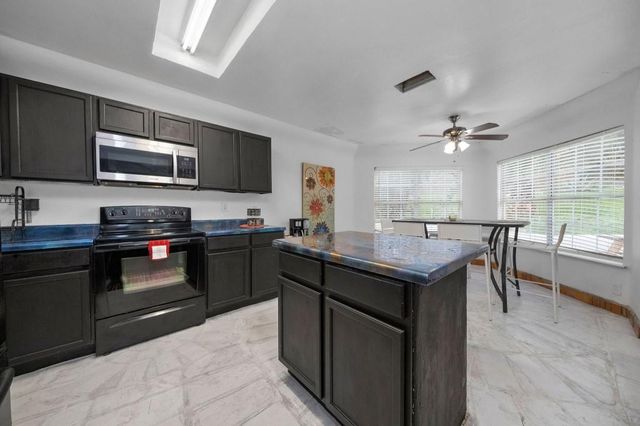 14411 Edens CRK, San Antonio, TX 78233