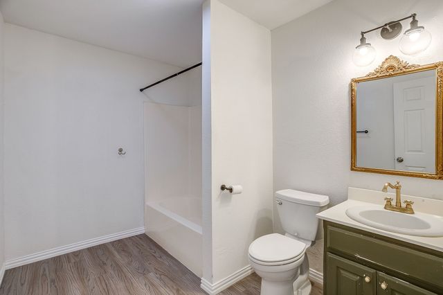 321 E Woody Creek Court, Springtown, TX 76082
