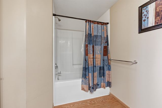 7112 W State St, Salina, KS 67401