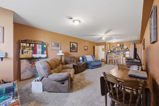 7112 W State St, Salina, KS 67401