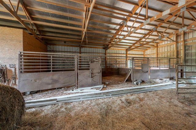 7112 W State St, Salina, KS 67401