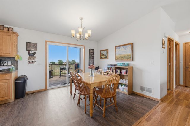 7112 W State St, Salina, KS 67401