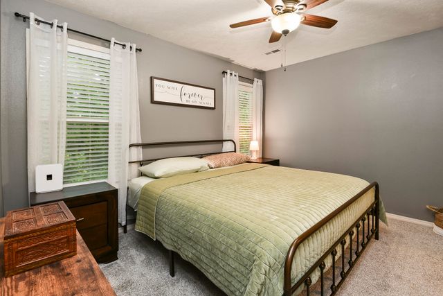 1022 Homestead Road, Merriam Woods, MO 65740