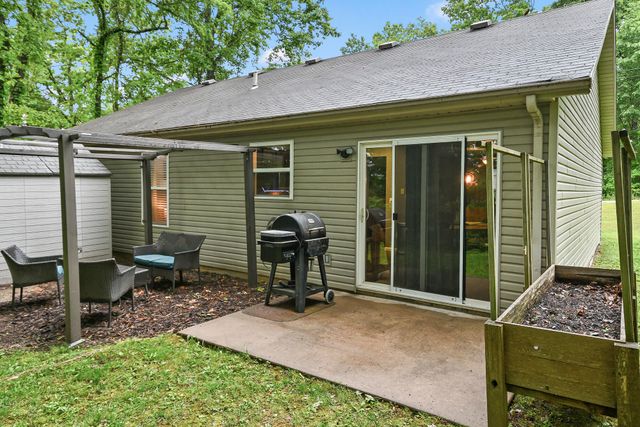 1022 Homestead Road, Merriam Woods, MO 65740
