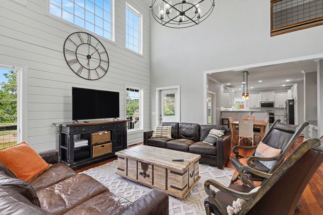 467 Reese Road, Brasstown, NC 28902