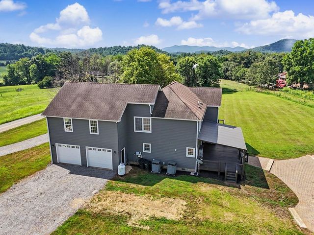 467 Reese Road, Brasstown, NC 28902