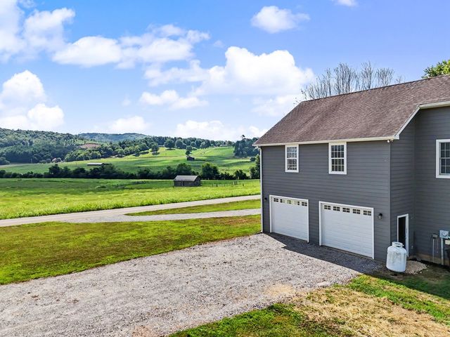467 Reese Road, Brasstown, NC 28902