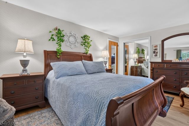 72 Lyons Pl, Springfield Twp., NJ 07081