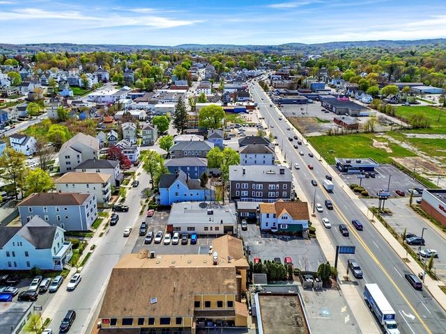 64 Dewey St, Worcester, MA 01610
