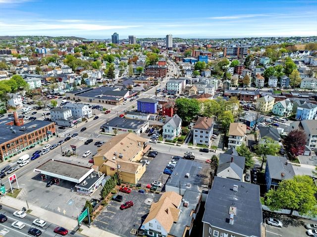 64 Dewey St, Worcester, MA 01610