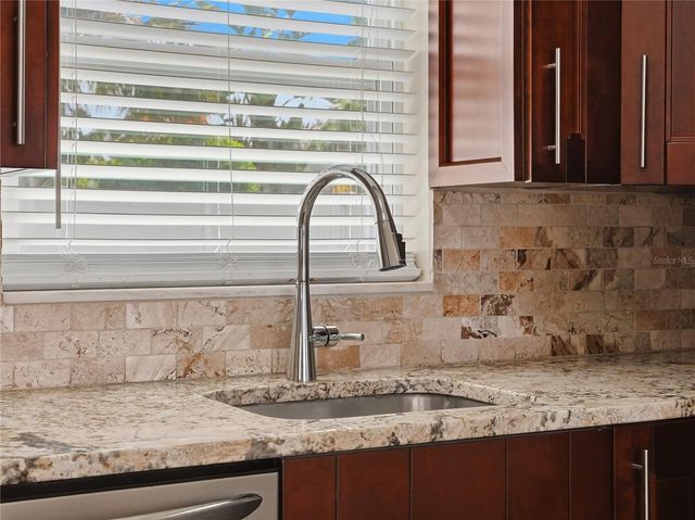 6150 31ST AVENUE N, St Petersburg, FL 33710