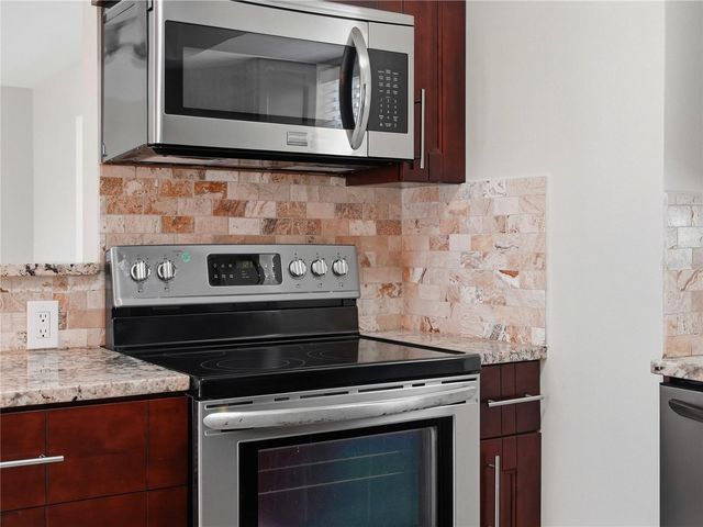6150 31ST AVENUE N, St Petersburg, FL 33710