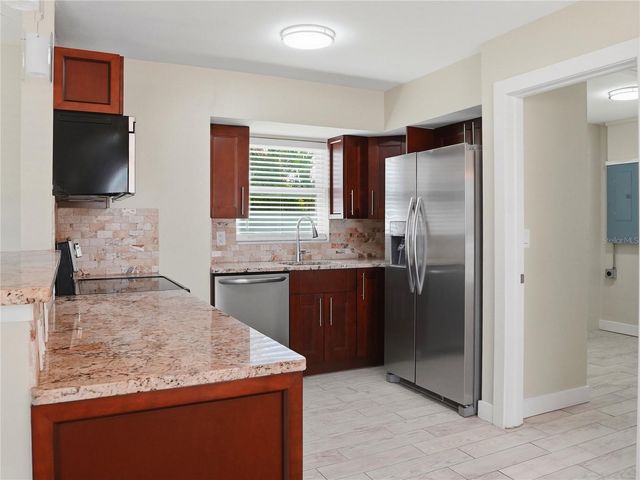 6150 31ST AVENUE N, St Petersburg, FL 33710