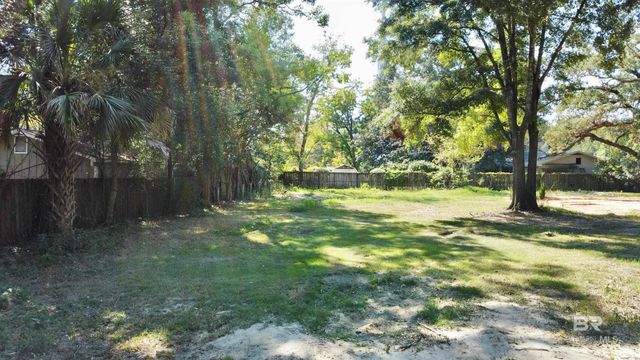406 White Avenue, Fairhope, AL 36532