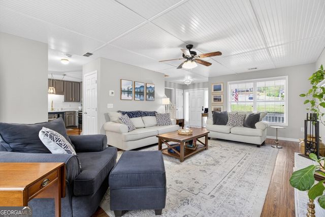 3512 Windy Oaks Way, Loganville, GA 30052