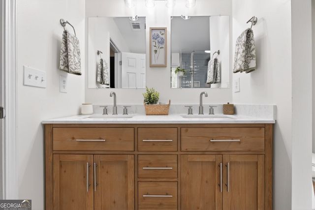 3512 Windy Oaks Way, Loganville, GA 30052