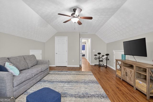 3512 Windy Oaks Way, Loganville, GA 30052