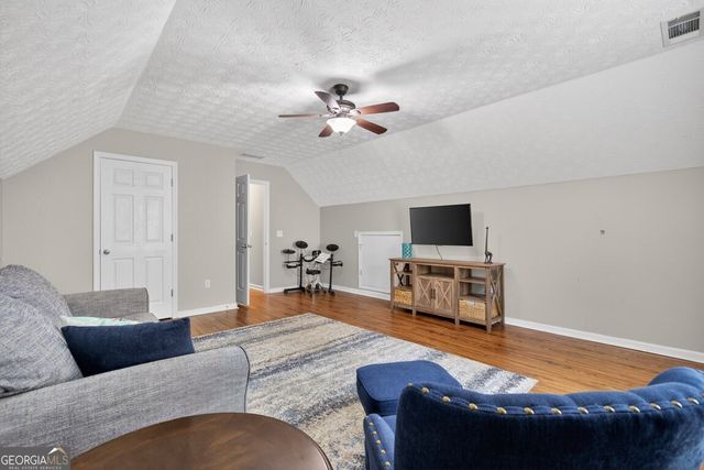 3512 Windy Oaks Way, Loganville, GA 30052