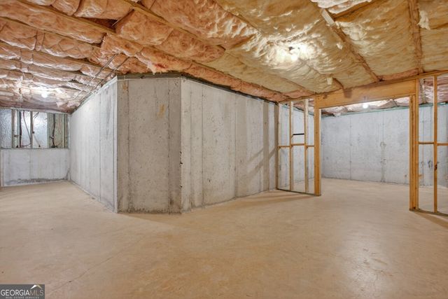 3512 Windy Oaks Way, Loganville, GA 30052