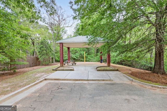 3512 Windy Oaks Way, Loganville, GA 30052