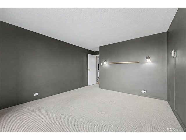 2225 Buchtel Blvd 604, Denver, CO 80210