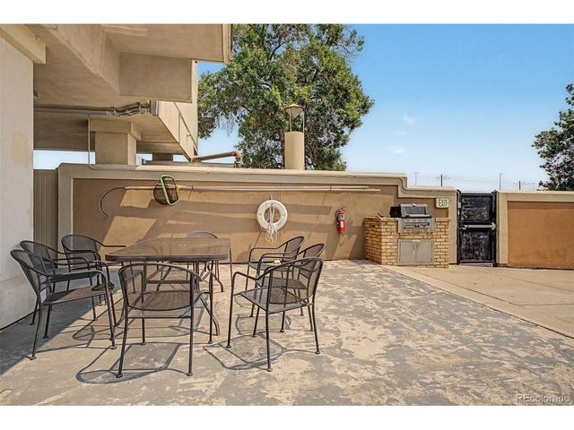 2225 Buchtel Blvd 604, Denver, CO 80210